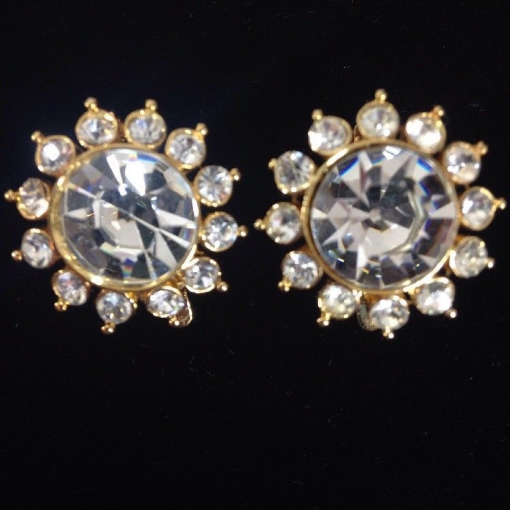 Vintage Signed Trifari Clip Earrings Fabulous Statement Runway Jewelry 1950s - Picture 2 of 7